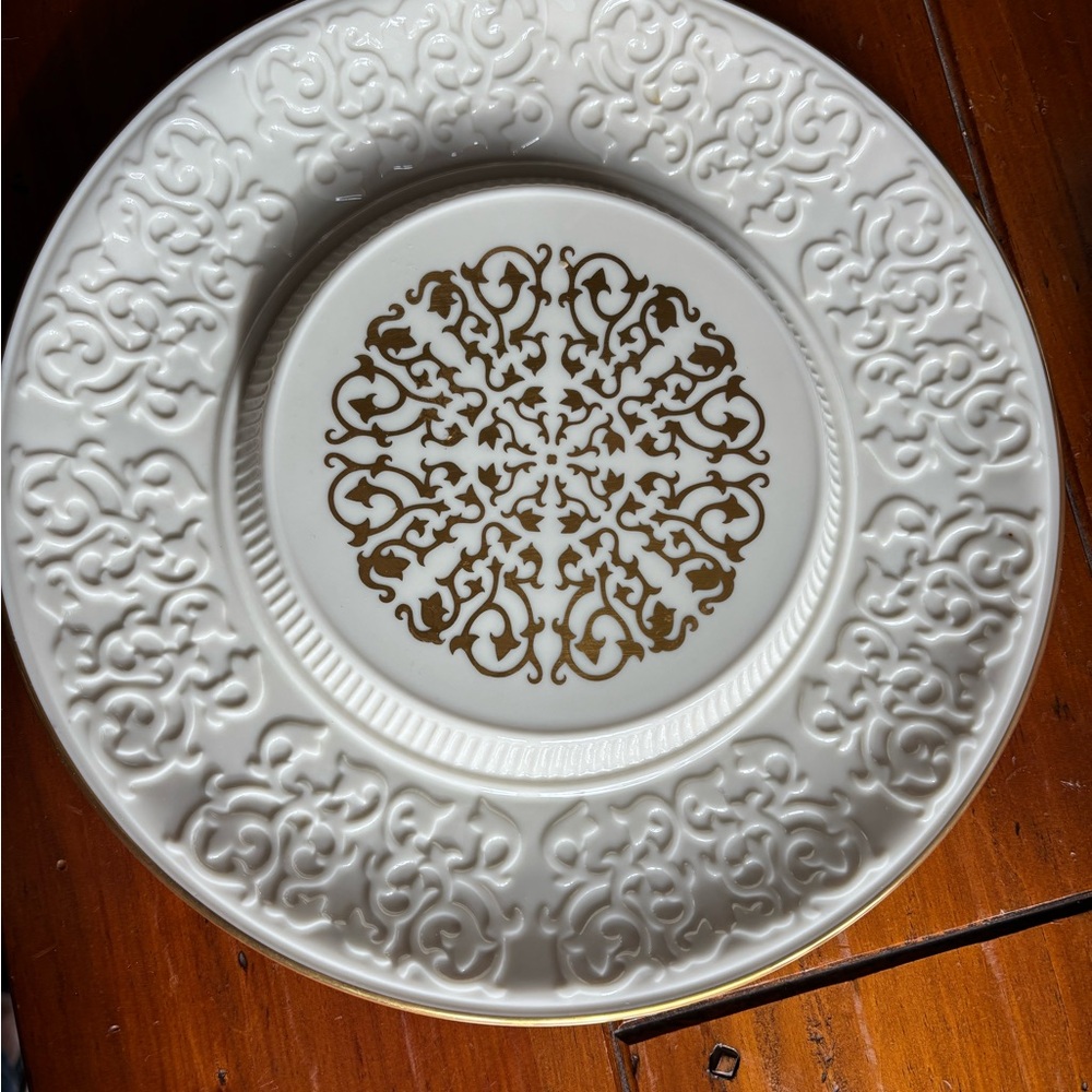 Lenox White and Gold Ornate cheese server